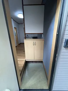 ヴィラさくら【1階】の玄関