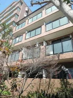 メゾン・ド・アゼリア【2階】の外観