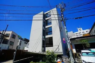 東京都目黒区東山1【マンション】の外観