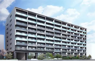 東京都新宿区東五軒町【マンション】の外観