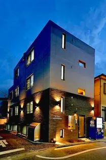 CLASSY NAKANOSAKAUEの画像