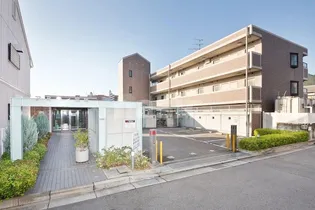 アミティ宝塚の外観