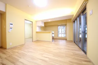 ベルコモンズ【5階】の居間