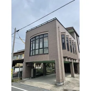 スタジオシスター【2階】の外観