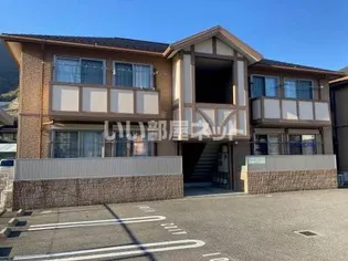 ジェネス八木 A棟【1階】の外観