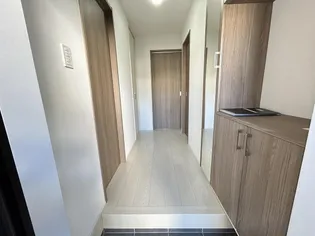 Maison Crecia【1階】の玄関