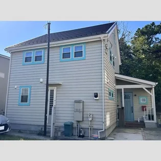 神奈川県茅ヶ崎市平和町【一戸建】の外観