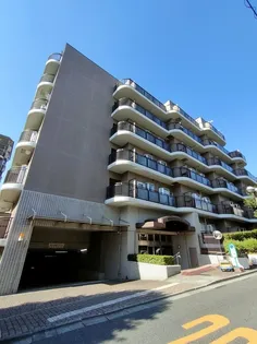 インペリアル南麻布コートアンドサテライト【7階】の外観