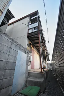 メゾン神埼【1階】の外観