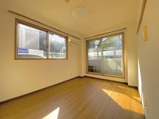 メゾンユニソール神楽坂の画像