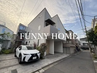東京都世田谷区赤堤4【一戸建】の外観