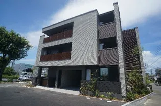 シャーメゾン アリヴィオの画像