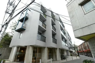 太子堂イースト【2階】の外観