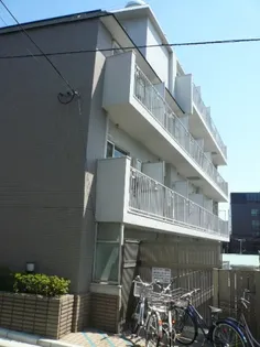 ドルフケンマート【4階】の外観