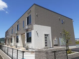 ララ セゾンの画像