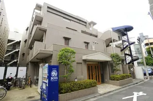 カスタリア千駄ヶ谷【3階】の外観