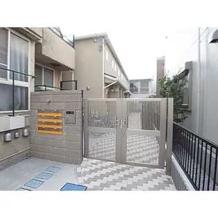 ラーバンコート西荻の画像