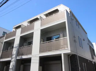リベルタ新宿【2階】の外観