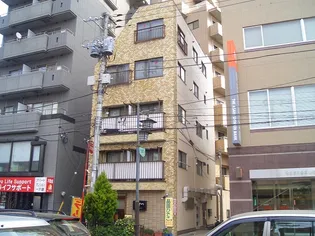 高橋ビル【2階】の外観