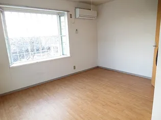 ルミナス山の寺【2階】の内装