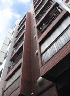 ハイツ三軒茶屋【4階】の外観