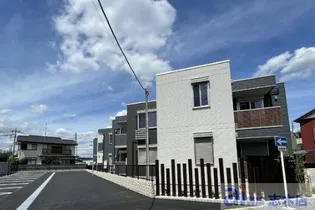 埼玉県朝霞市膝折町4【アパート】の外観