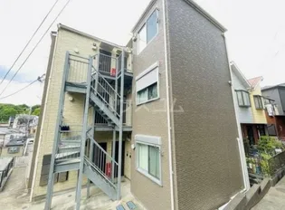 神奈川県横浜市神奈川区神之木台【アパート】の外観