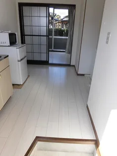 フォーブル川口A棟【1階】の玄関