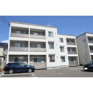 ル・デルモンテ【2階】の外観