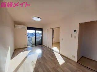 メゾンコケットI【2階】の居間