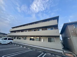 サンヒルズB棟の外観