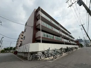 グランコート草加の外観