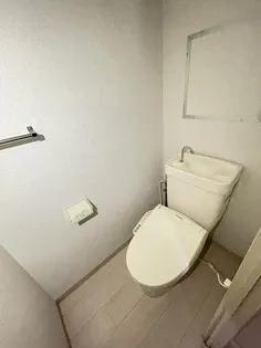 アドニス芝塚【1階】の内装