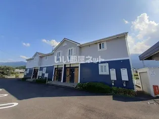 愛媛県四国中央市豊岡町長田【アパート】の外観