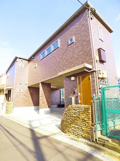 ロイヤルアーデンIII【2階】の外観