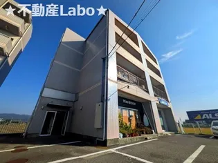 徳島県板野郡藍住町勝瑞字東勝地【アパート】の外観