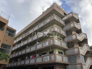 宮里マンション【5階】の外観