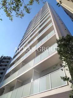 コンフォリア西新宿【9階】の外観