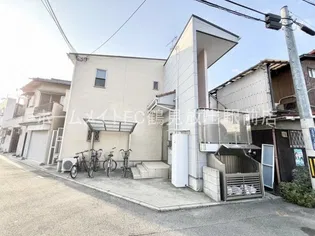 リブレ東大阪の外観
