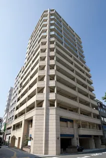 東京都千代田区岩本町1【マンション】の外観