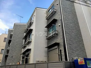 アザーレ・バモス読売ランド前【3階】の外観