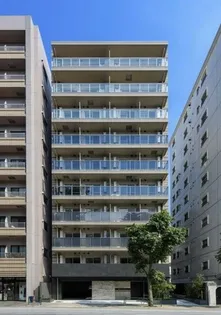 東京都新宿区大京町【マンション】の外観