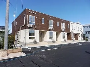 新潟県長岡市与板町与板【アパート】の外観