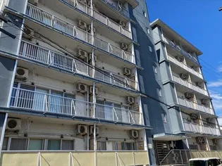 網川原県庁前マンション【5階】の外観