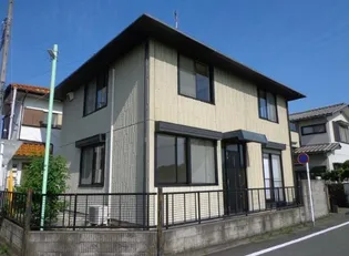 埼玉県坂戸市鶴舞4【一戸建】の外観