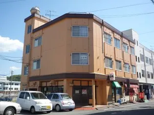 岡田ビル【3階】の外観