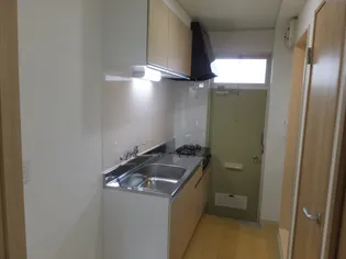 サンエイハイツA【2階】の玄関