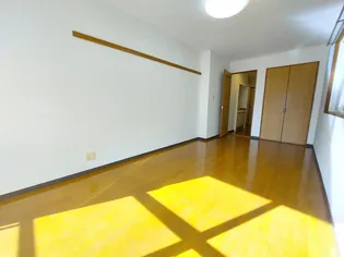 ラ・ポート東町【3階】の外観