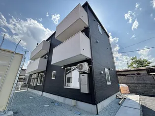 メリディアン吉岡弐番館【2階】の外観