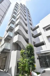 東京都新宿区余丁町【マンション】の外観